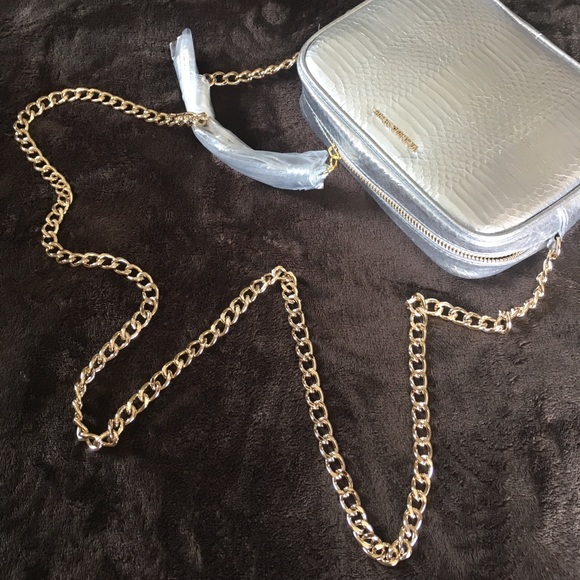 Silver Victoria's Secret bag - Picture 3 of 4